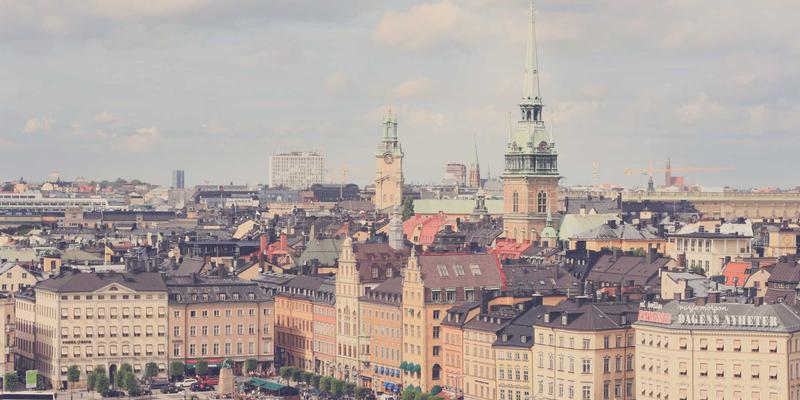 构建企业专属行业信息情报体系：从数据收集到战略洞察的内部化路径